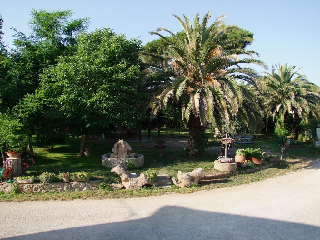 Agriturismo Barbadoro San Vincenzo Buitenkant foto